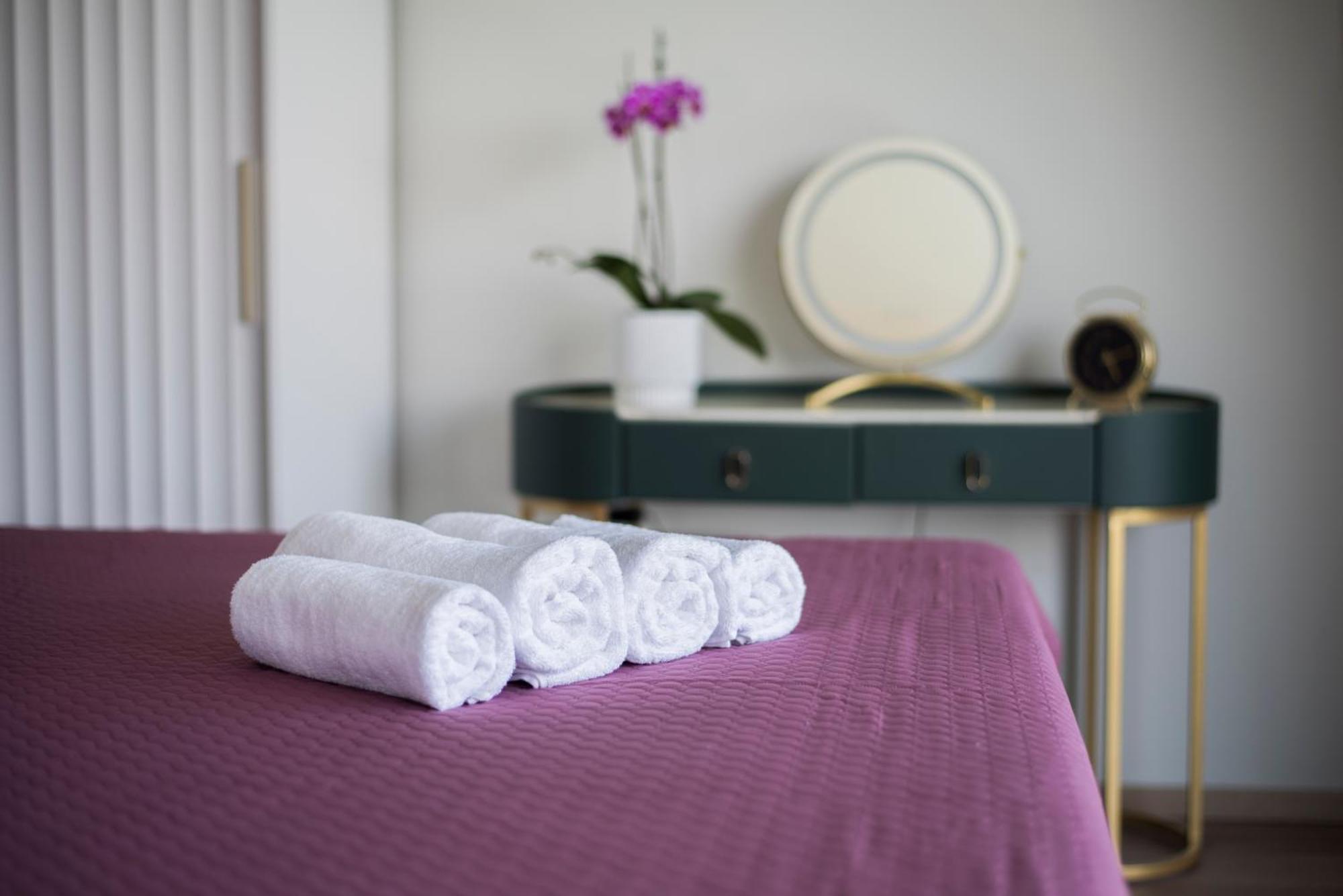 Horizont Apartman Alsoors Ngoại thất bức ảnh