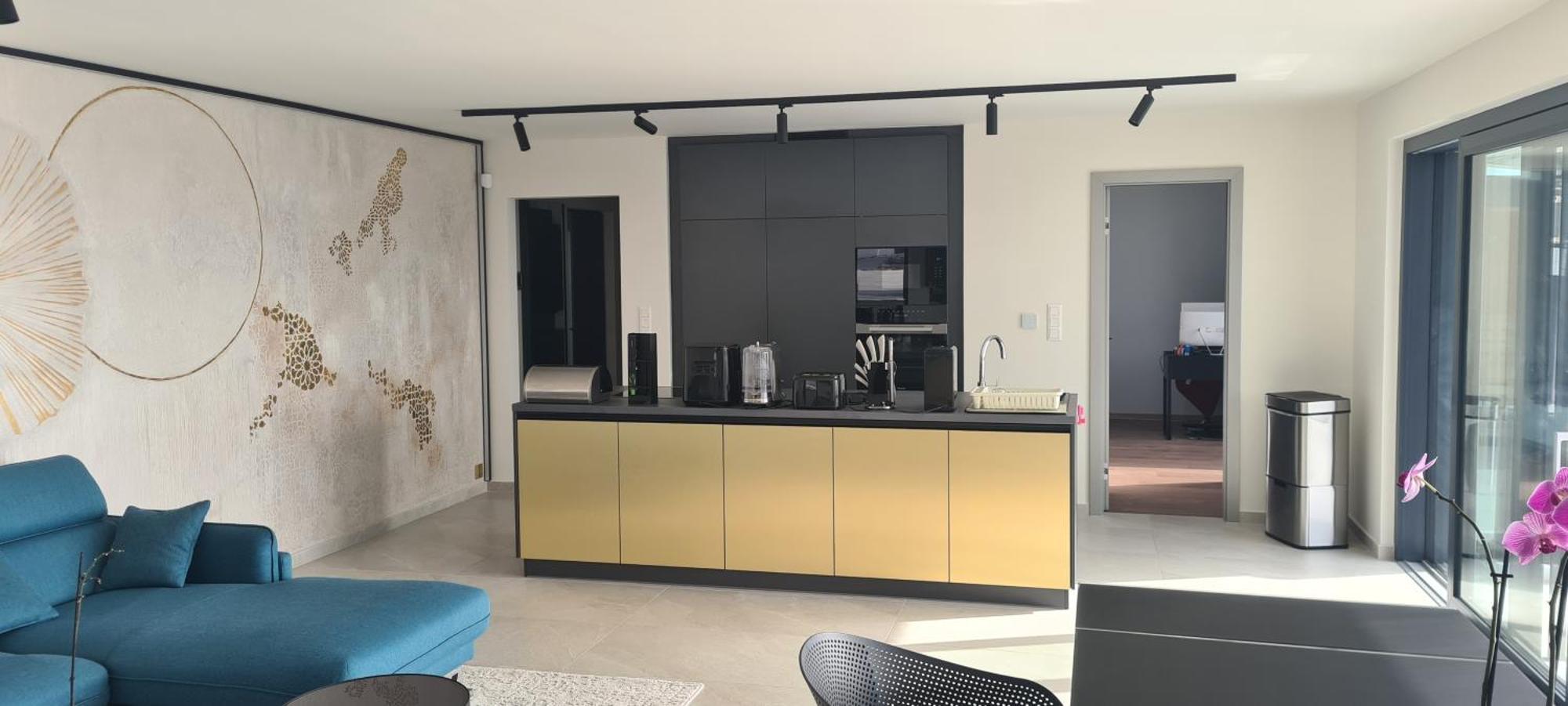 Horizont Apartman Alsoors Ngoại thất bức ảnh